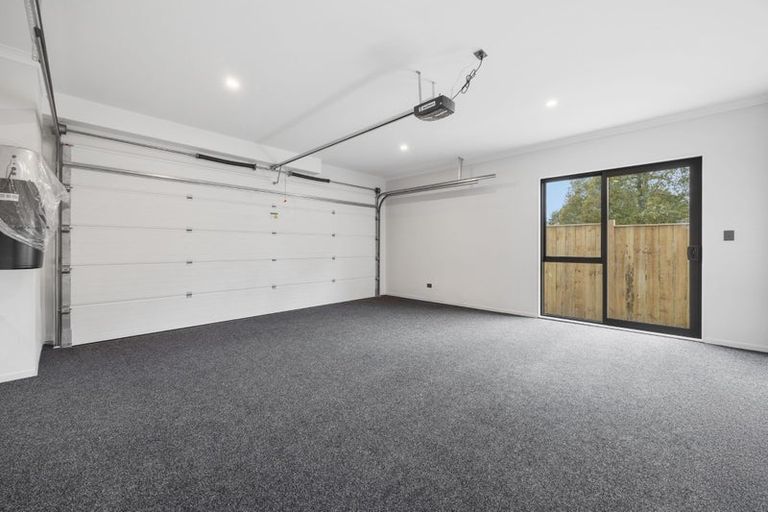 Photo of property in 2f Hughs Way, Flat Bush, Auckland, 2019