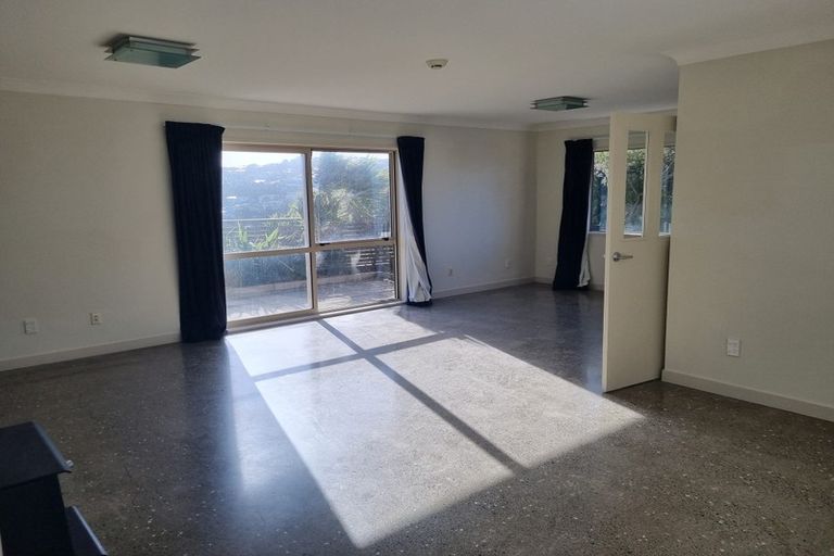 Photo of property in 15 Epic Way, Newlands, Wellington, 6037