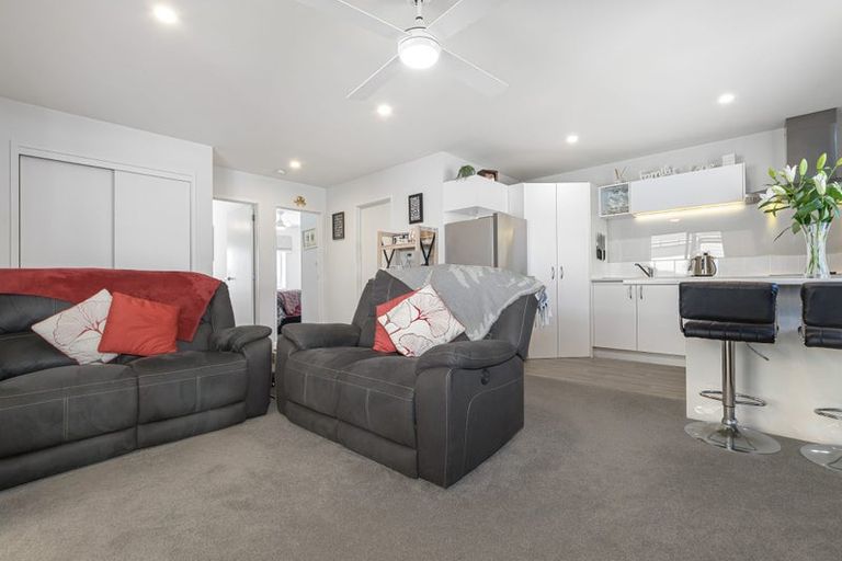 Photo of property in 214/11 Kamahi Crescent, Papamoa Beach, Papamoa, 3118