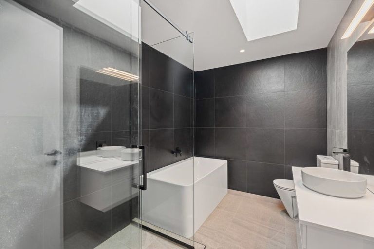 Photo of property in 87 Mills Road, Wanaka, 9305