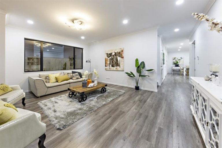 Photo of property in 42 Hangahai Road, Flat Bush, Auckland, 2019