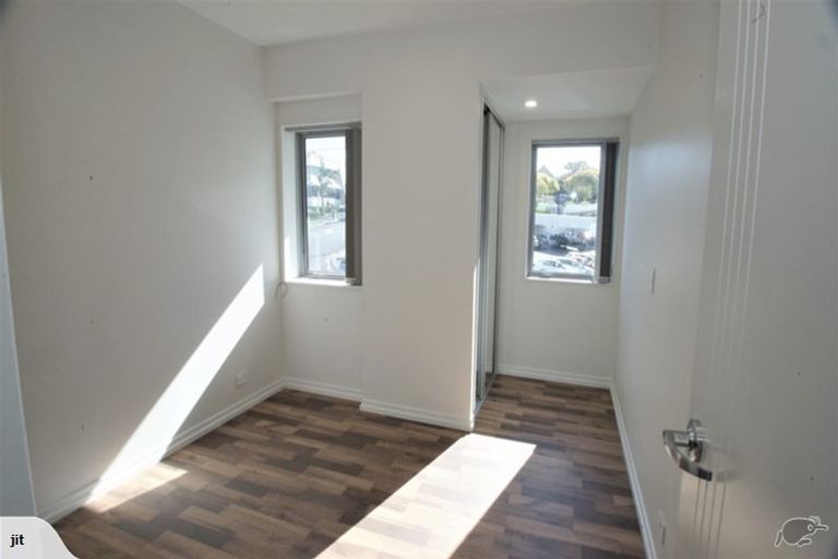 Photo of property in 7/46 Wellington Street, Howick, Auckland, 2014