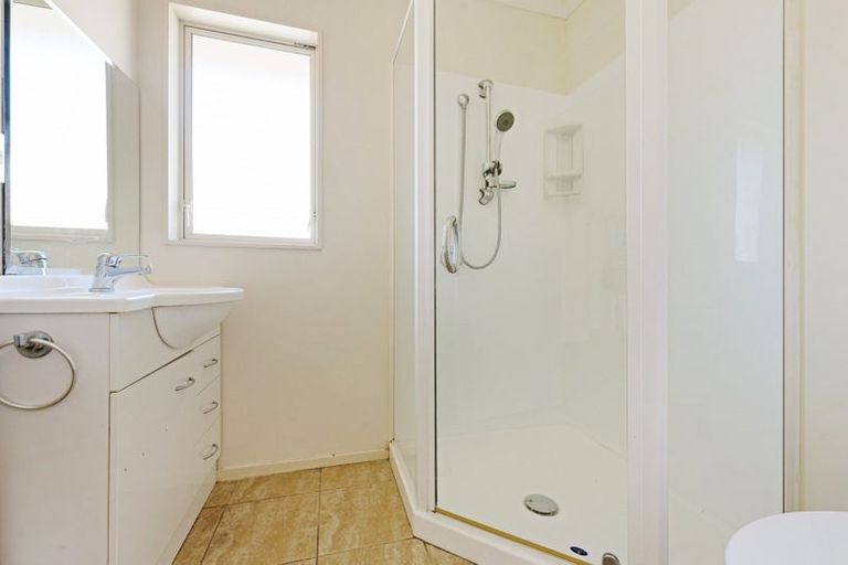 Photo of property in 66 Erlestoke Crescent, Churton Park, Wellington, 6037