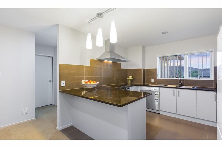 Photo of property in 37 Mckittrick Avenue, Flat Bush, Auckland, 2019