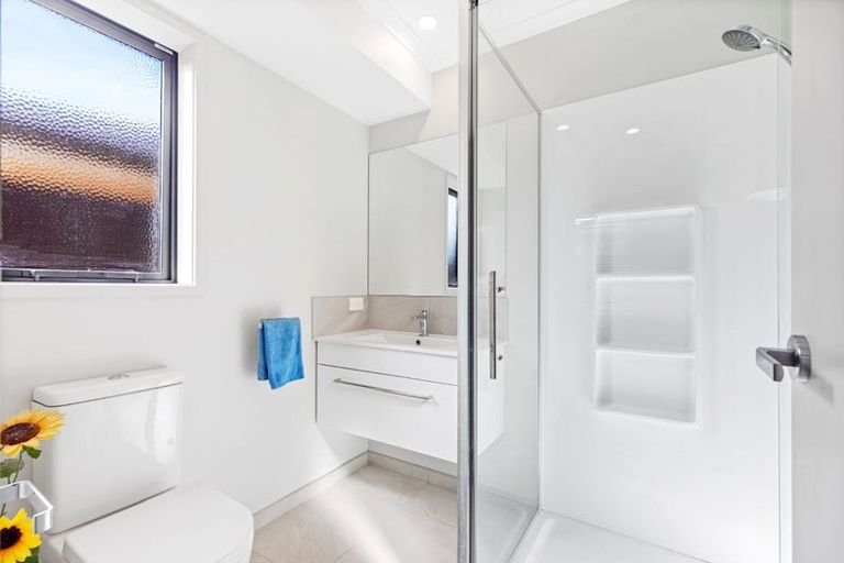 Photo of property in 1 Waikiwi Way, Papamoa, 3118