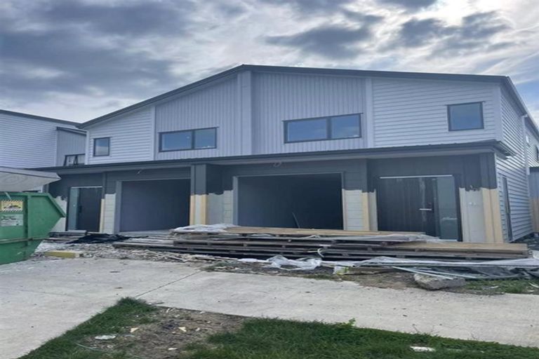 Photo of property in 175 Grove Road, Papakura, 2110