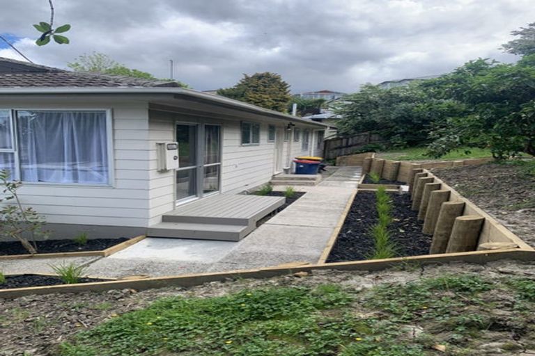 Photo of property in 19 Keegan Drive, Massey, Auckland, 0614