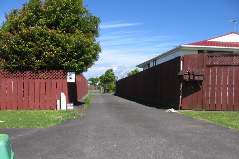 Photo of property in 2/15 Malte Brun Place, Papatoetoe, Auckland, 2025