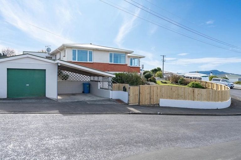 Photo of property in 2 Travis Street, Brockville, Dunedin, 9011