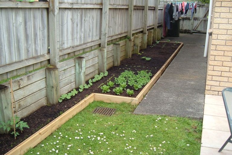 Photo of property in 58 Cyril French Drive, Flat Bush, Auckland, 2016