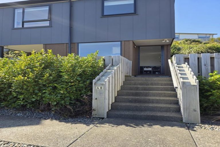 Photo of property in 48 Astelia Way, Woodridge, Wellington, 6037