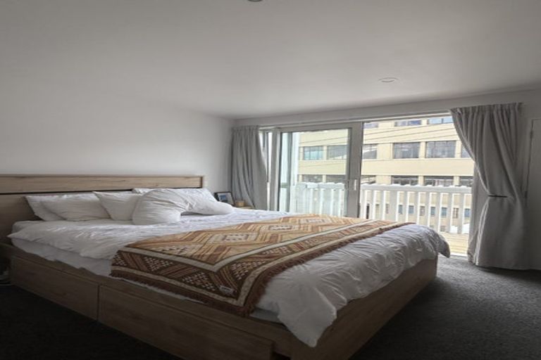 Photo of property in 30u3 Pirie Street, Mount Victoria, Wellington, 6011