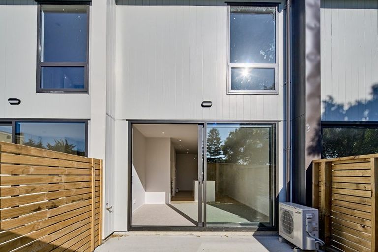 Photo of property in 15 Houhere Street, Paraparaumu, 5032