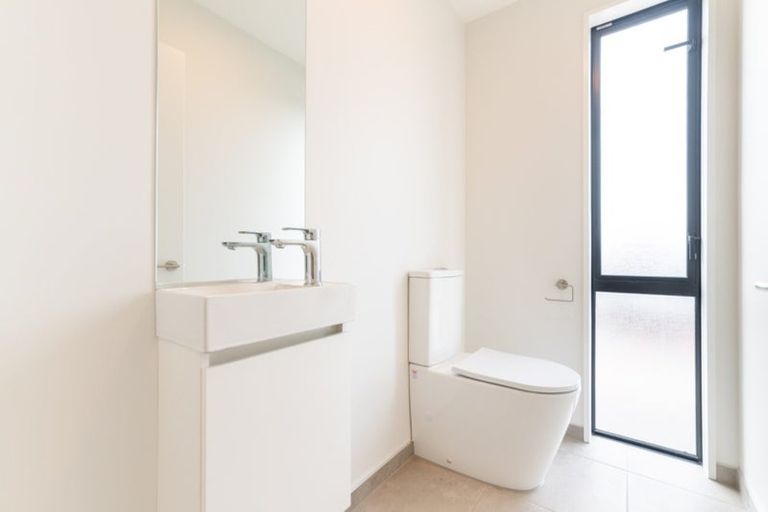 Photo of property in 206a Edgeware Road, Edgeware, Christchurch, 8013