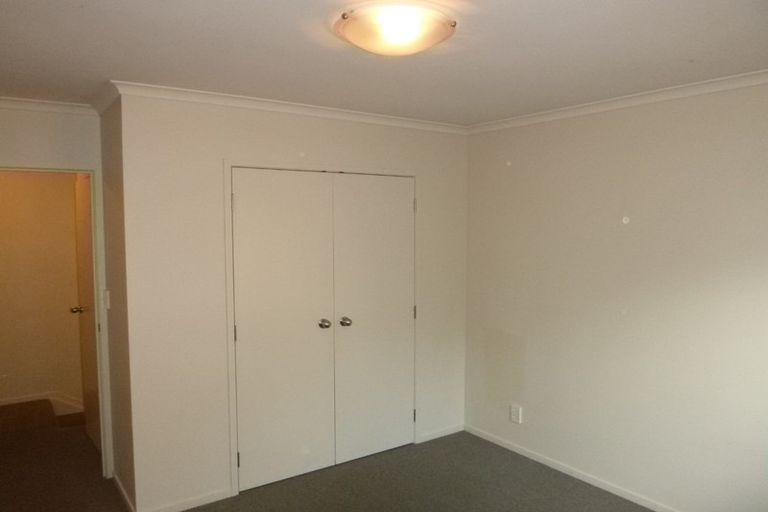 Photo of property in 16 Catrina Avenue, Birkenhead, Auckland, 0626