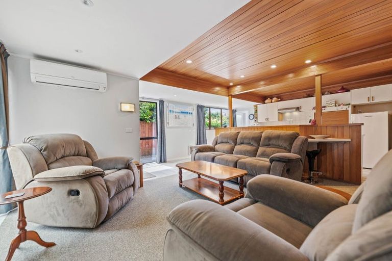 Photo of property in 743 Acacia Bay Road, Acacia Bay, Taupo, 3330