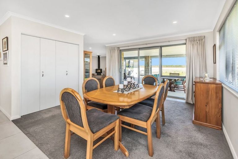 Photo of property in 4 Cressy Place, Darfield, 7510