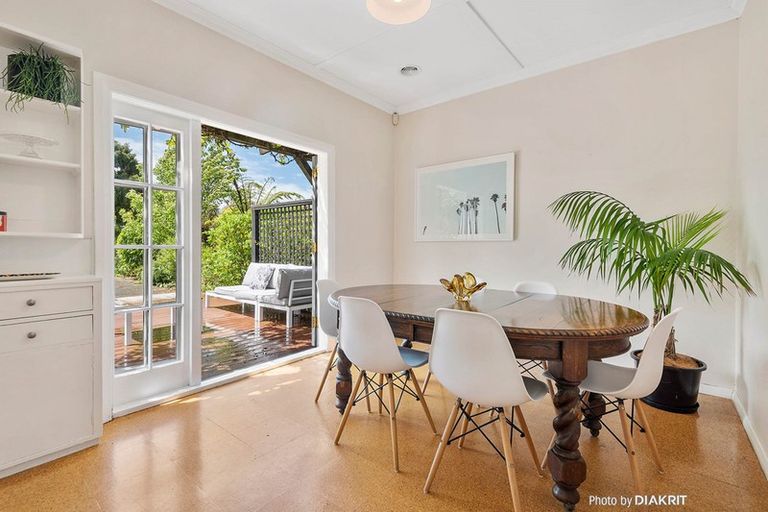 Photo of property in 22 Pembroke Road, Northland, Wellington, 6012