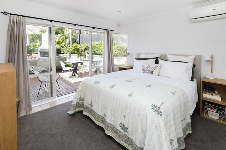 Photo of property in 148 John Brooke Crescent, East Tamaki Heights, Auckland, 2016