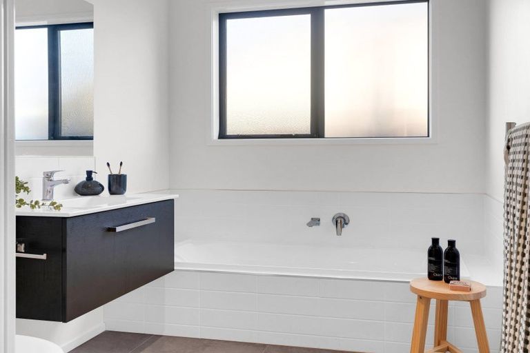 Photo of property in 8 Probert Crescent, Chartwell, Hamilton, 3210