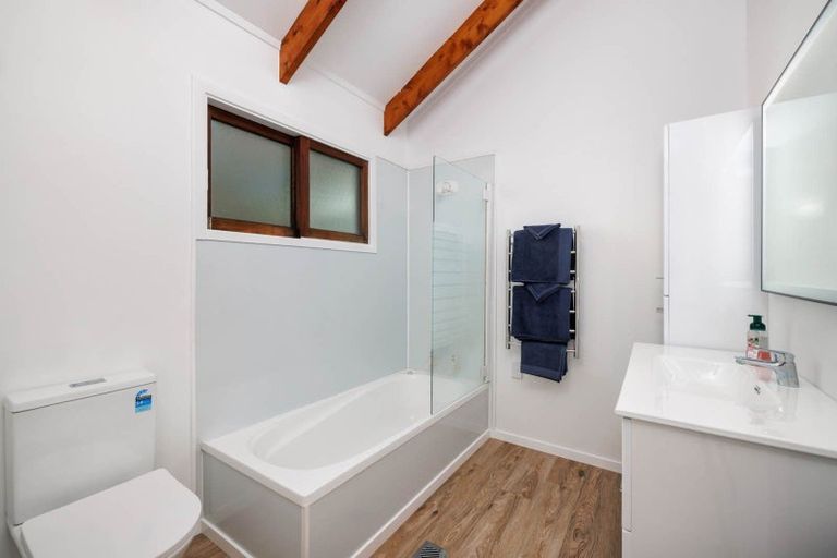 Photo of property in 646 Puketona Road, Haruru, 0204