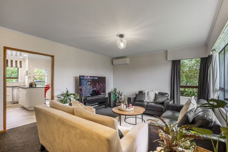 Photo of property in 20 Matapouri Road, Mangere Bridge, Auckland, 2022