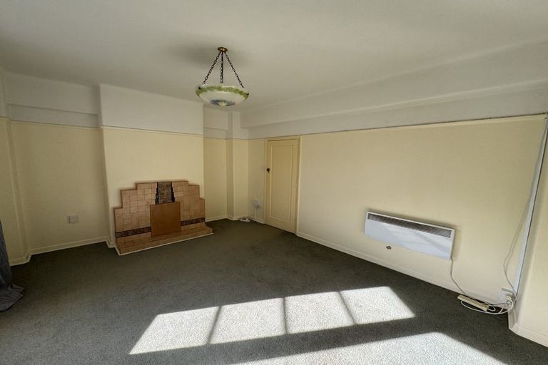 Photo of property in 82 Majoribanks Street, Mount Victoria, Wellington, 6011