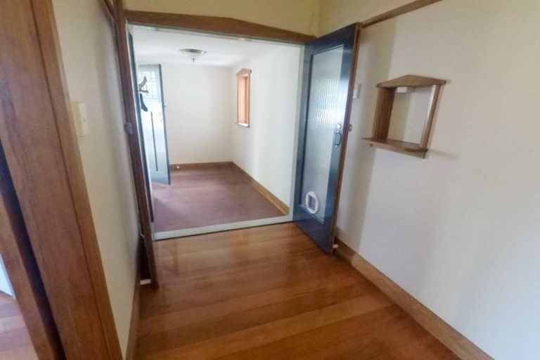 Photo of property in 14 Wright Street, Mount Cook, Wellington, 6021