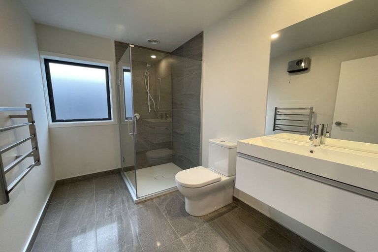 Photo of property in Northlake, 16 Glenavon Green, Wanaka, 9305