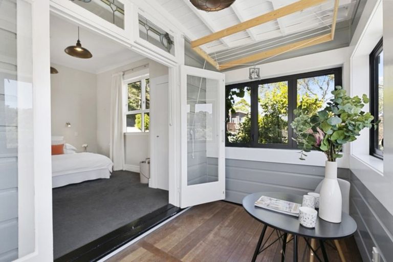 Photo of property in 17 Hamilton Road, Hataitai, Wellington, 6021