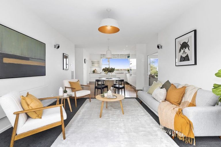 Photo of property in 46a Waru Street, Khandallah, Wellington, 6035