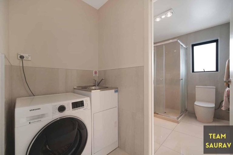 Photo of property in 8 Rorotu Avenue, Karaka, Papakura, 2113