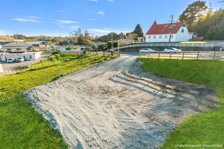 Photo of property in 14 Kaiwaka-mangawhai Road, Kaiwaka, 0975