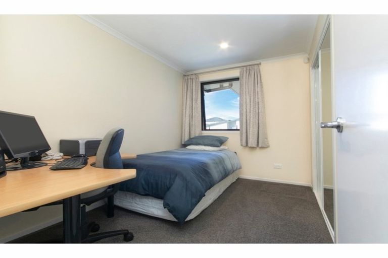 Photo of property in 8 Remana Crescent, Huapai, Kumeu, 0810