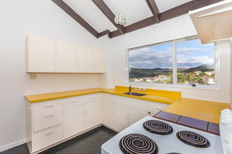 Photo of property in 7a Buxton Avenue, Karori, Wellington, 6012