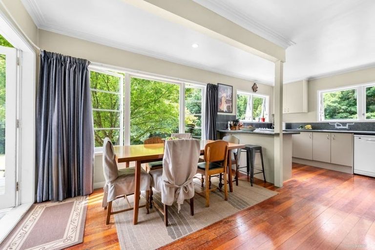 Photo of property in 62 Grande Vue Road, Hillpark, Auckland, 2102