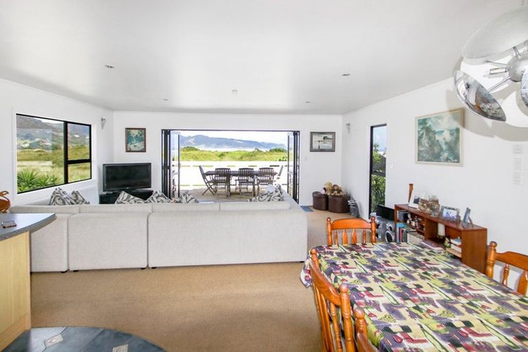 Photo of property in 17 Kotare Street, Ahipara, Kaitaia, 0481