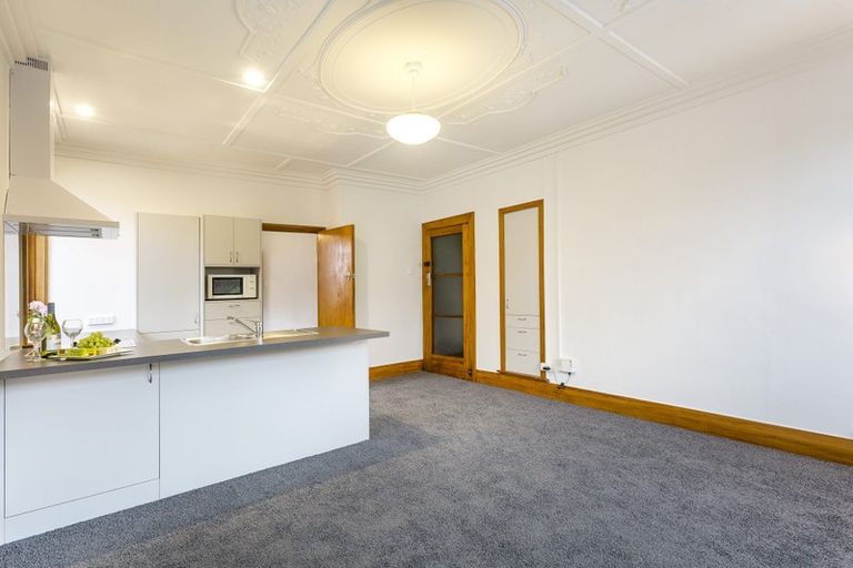 Photo of property in 53 Manor Place, Dunedin Central, Dunedin, 9016