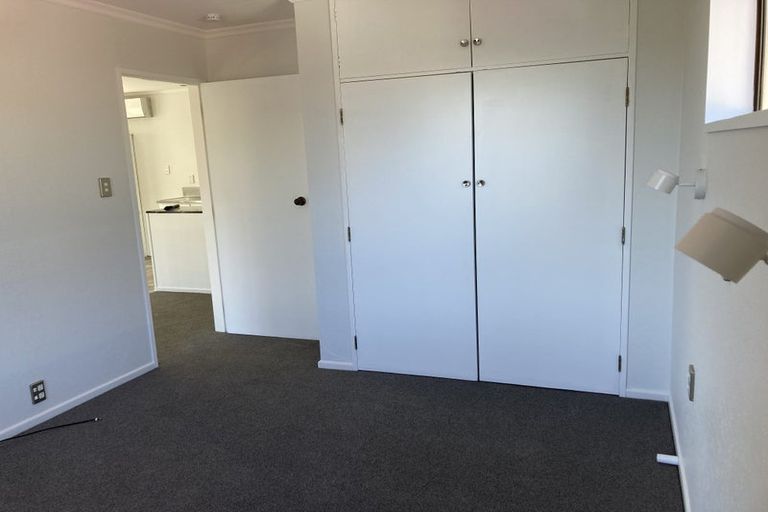 Photo of property in 28 Mamaku Street, Paraparaumu, 5032
