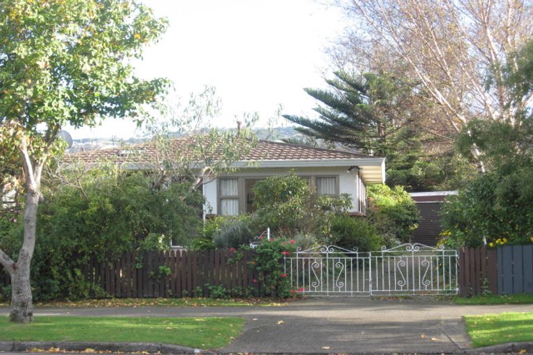 Photo of property in 73 Witako Street, Epuni, Lower Hutt, 5011