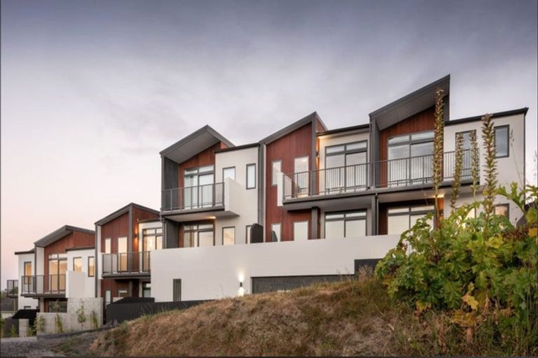 Photo of property in 2u7 Hindmarsh Street, Johnsonville, Wellington, 6037