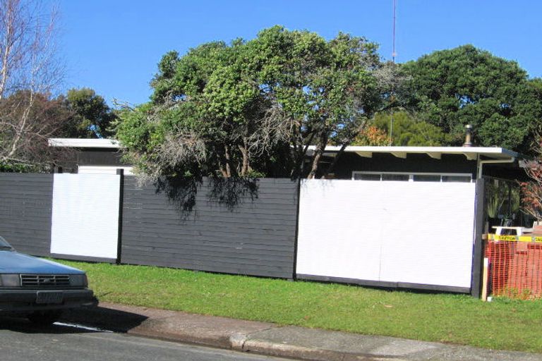 Photo of property in 18 Forest Glen, Orewa, 0931