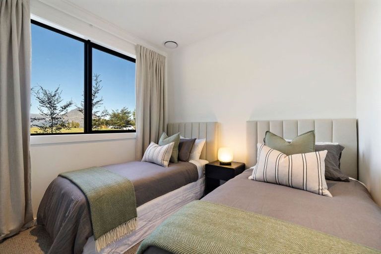 Photo of property in 30 Cunninghams Drive, Jacks Point, Queenstown, 9371