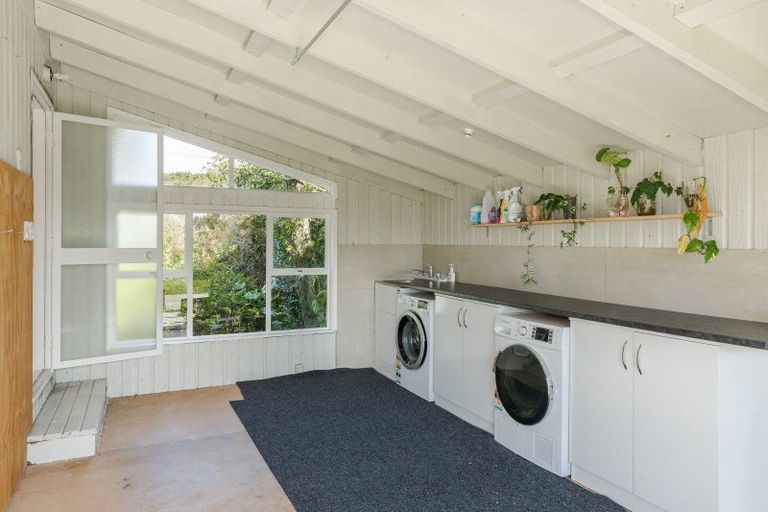 Photo of property in 145 Brougham Street, Westport, 7825