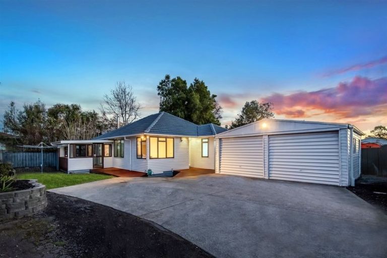 Photo of property in 12 Pomaria Road, Henderson, Auckland, 0610