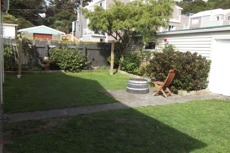 Photo of property in 14 Wright Street, Mount Cook, Wellington, 6021