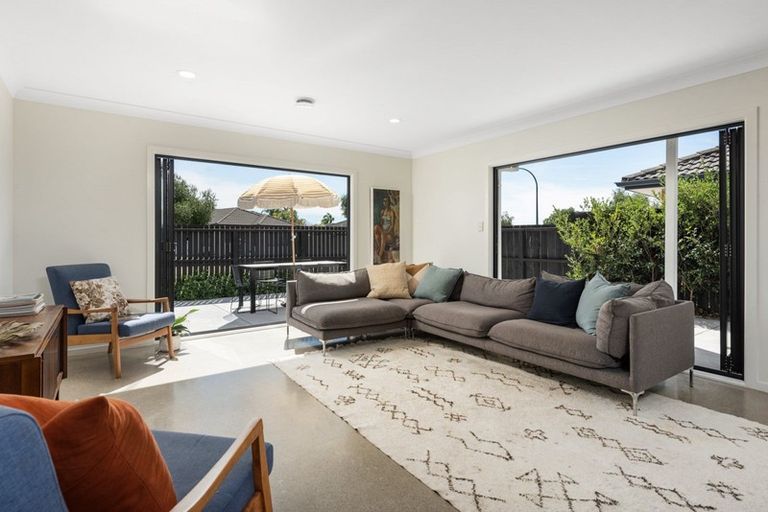 Photo of property in 17 Sarah Place, Papamoa Beach, Papamoa, 3118