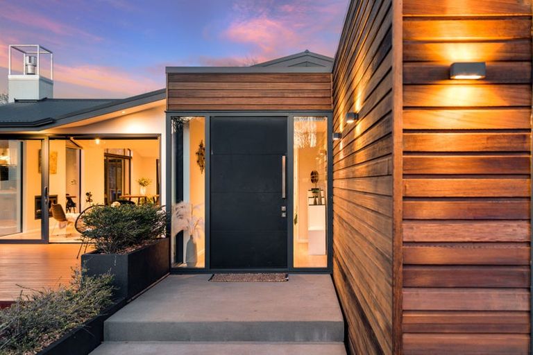 Photo of property in 7 Pentlow Place, Fendalton, Christchurch, 8052