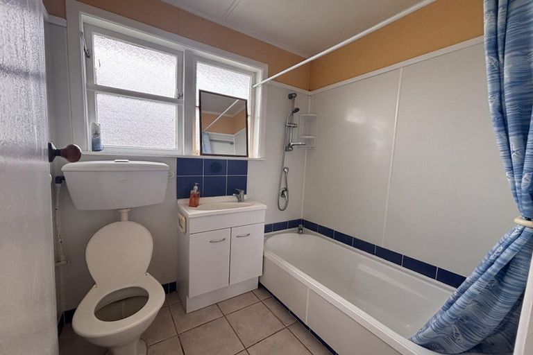 Photo of property in 9 Cambridge Street, Putaruru, 3411