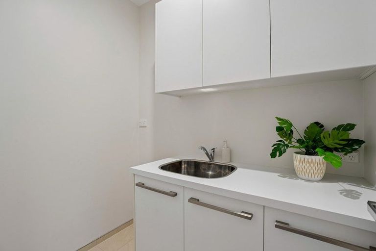 Photo of property in 4 Lindmore Lane, Lower Shotover, Queenstown, 9371